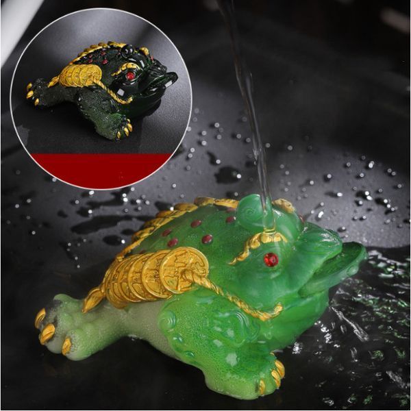 Tea toy "Frog of Wealth" medium green