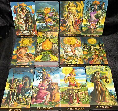 Jack-O&rsquo;-Lantern Tarot