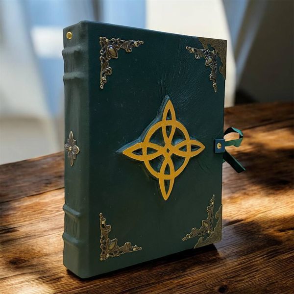 Notebook “Witch’s Knot”