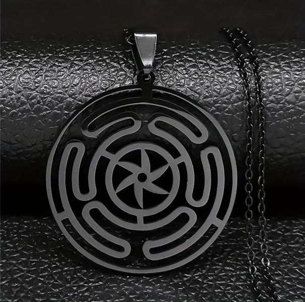 Amulet "Wheel of Hecate" (black)