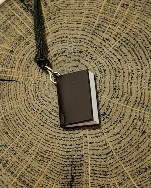 Подвеска "Книга" коричневая 05994 фото Подвеска "Книга" коричневая 05994 фото