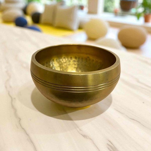 Cast singing bowl 10.5 cm