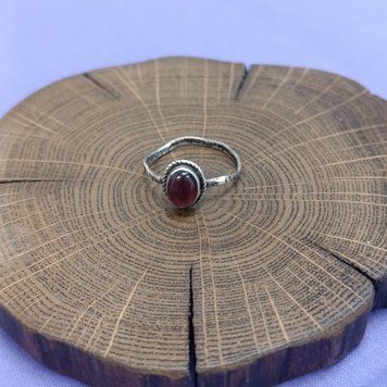 &ldquo;Silver Ring &lsquo;Mystical Beauty&rsquo; with Garnet